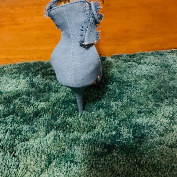 Bai Beiai Denim Stiletto Sandals with Ankle Strap Size 40 - Picture 10 of 16